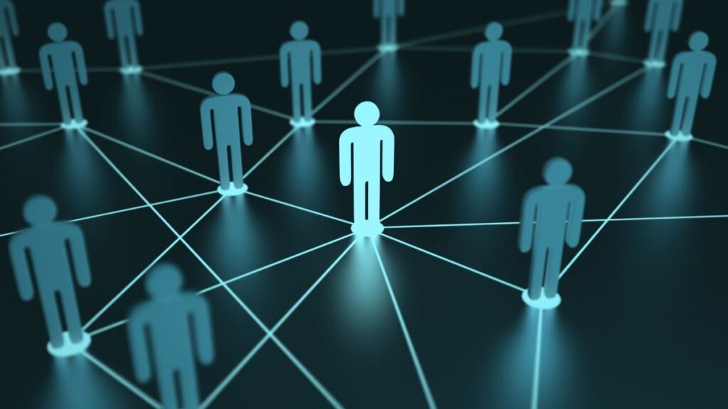 Why Strong Networks Create More Opportunities Than Working Alone